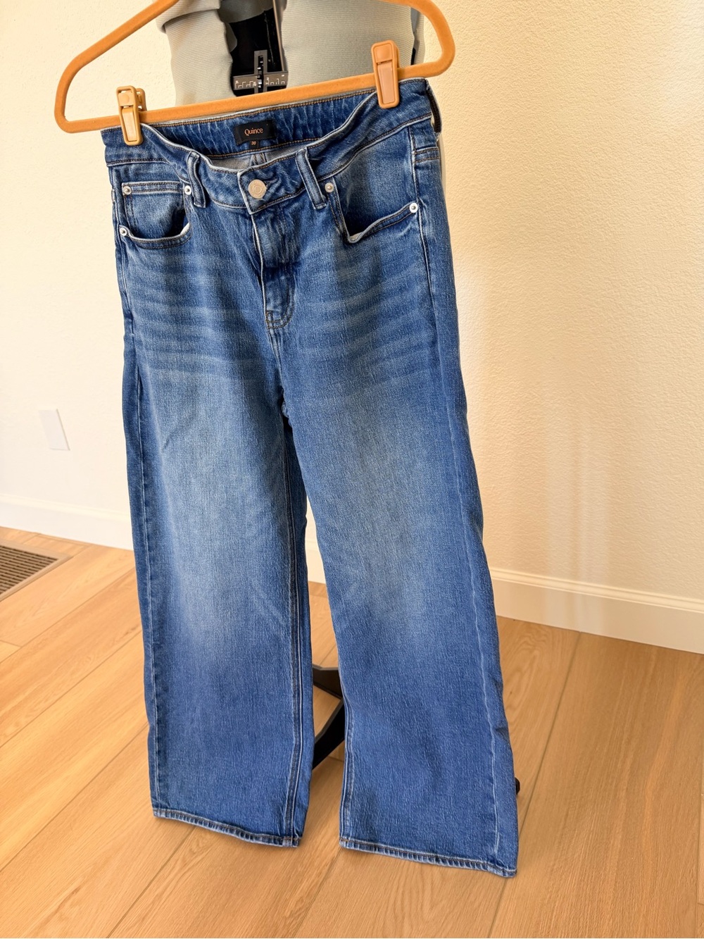 Quince Women's Luna Straight Jeans Size 30 Waist
